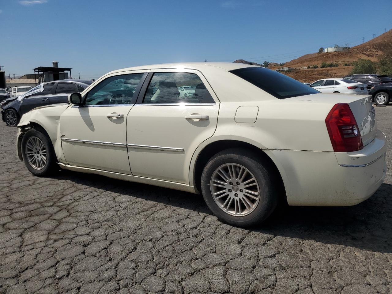 Изображение 2 2009 CHRYSLER 300 TOURING 2009 с VIN 2C3KA53V69H621623