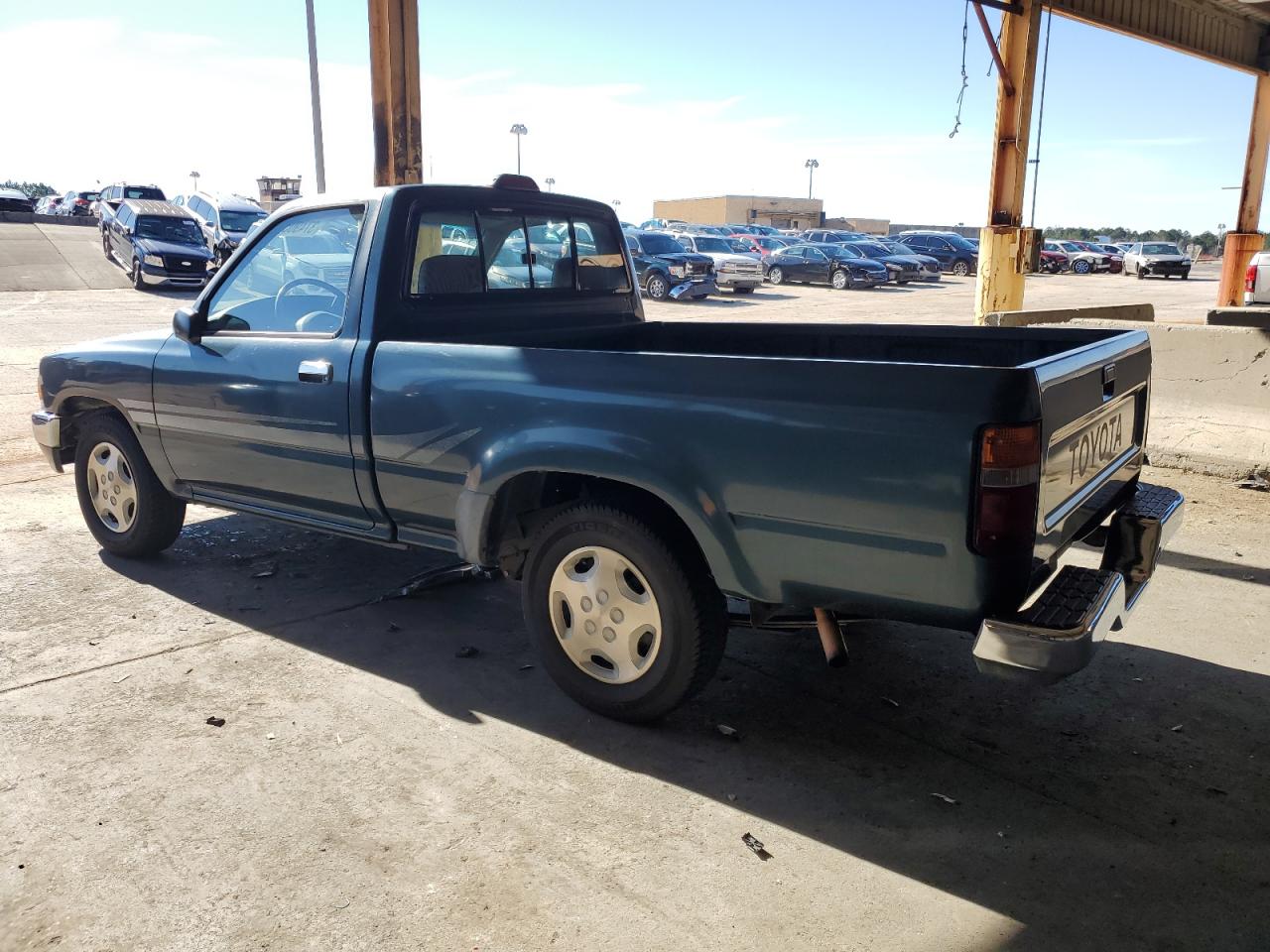Image 2 of 1994 TOYOTA PICKUP 1/2 TON SHORT WHEELBASE DX 1994 with VIN 4TARN81PXRZ276032