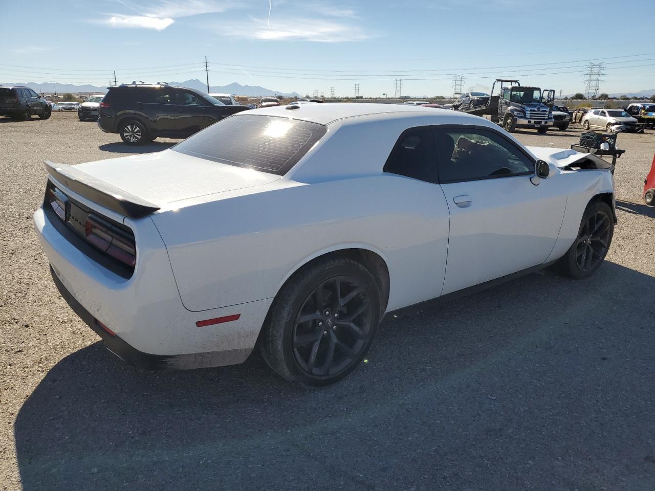 Obraz 3 z 2022 DODGE CHALLENGER SXT 2022 z VIN 2C3CDZAGXNH144440