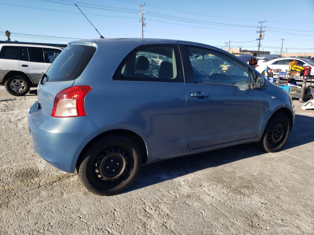 Image 3 of 2007 TOYOTA YARIS  2007 with VIN JTDJT923175092854