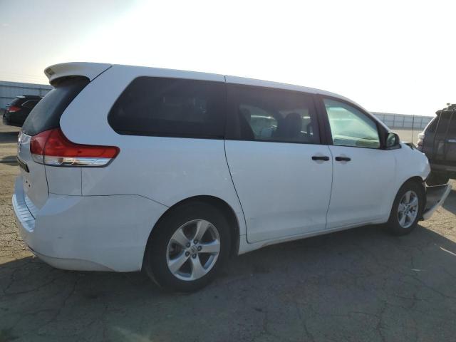 Obraz 3 z 2014 TOYOTA SIENNA  2014 z VIN 5TDZK3DC9ES483807