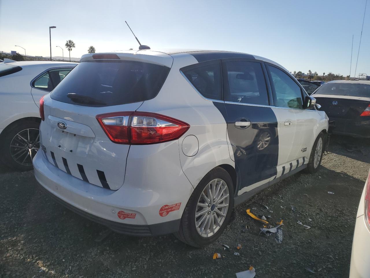 Изображение 3 2016 FORD C-MAX PREMIUM SEL 2016 с VIN 1FADP5CU3GL103212