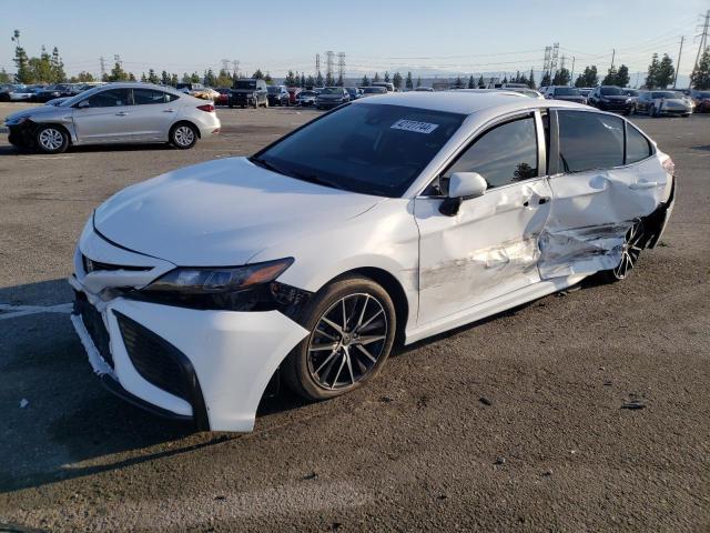 Изображение 1 2021 TOYOTA CAMRY SE 2021 с VIN 4T1G11AK9MU577590