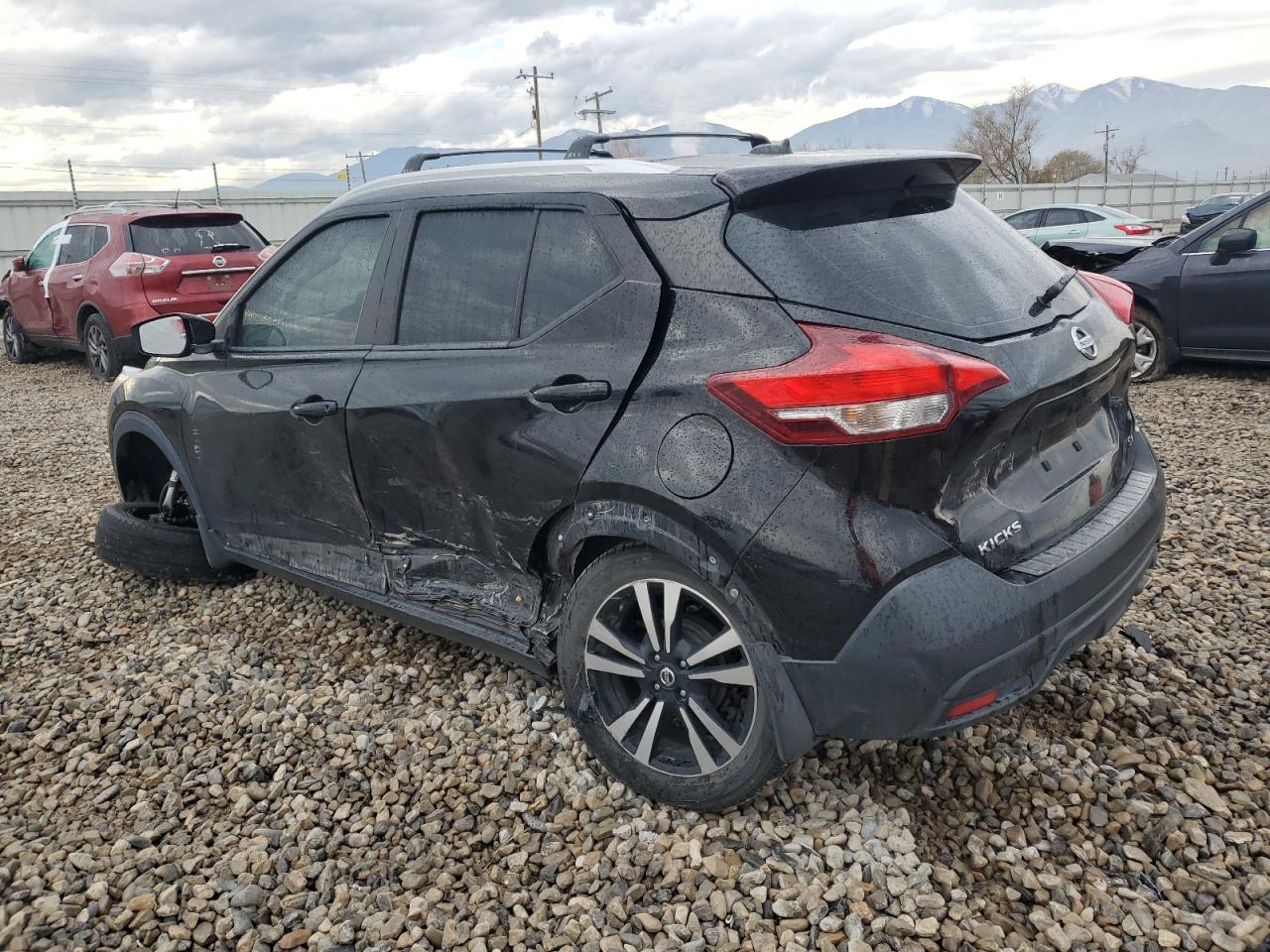 Obraz 2 z 2018 NISSAN KICKS S 2018 z VIN 3N1CP5CU2JL518557