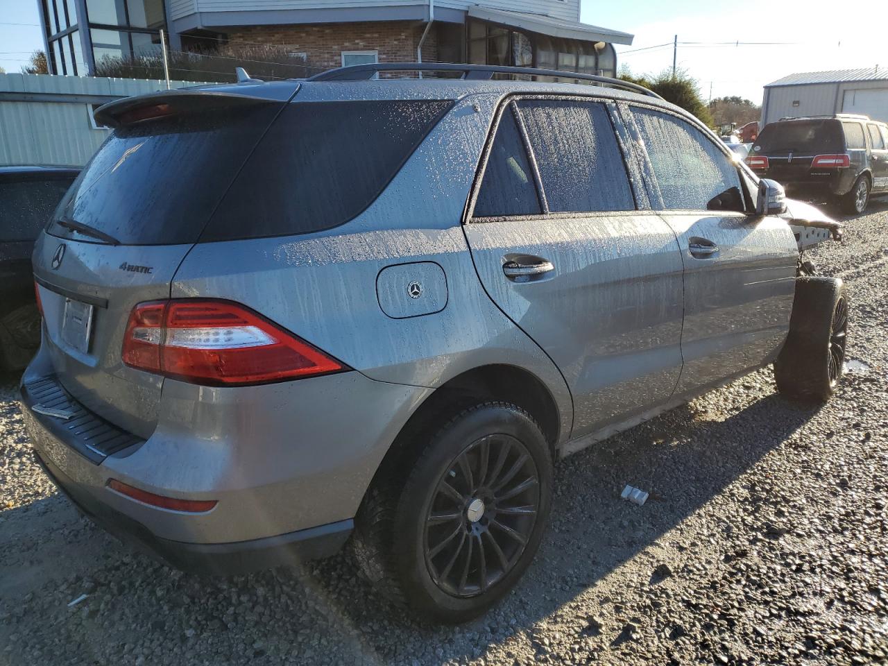Image 3 of 2014 MERCEDES-BENZ ML 350 4MATIC 2014 with VIN 4JGDA5HBXEA359340