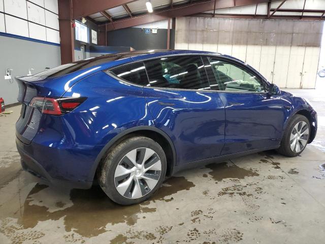 Obraz 3 z 2022 TESLA MODEL Y  2022 z VIN 7SAYGDEE9NF438120
