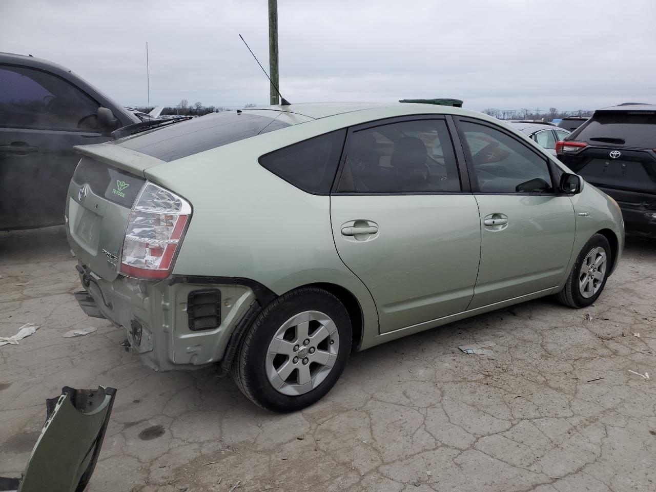 Image 3 of 2008 TOYOTA PRIUS  2008 with VIN JTDKB20U283318990