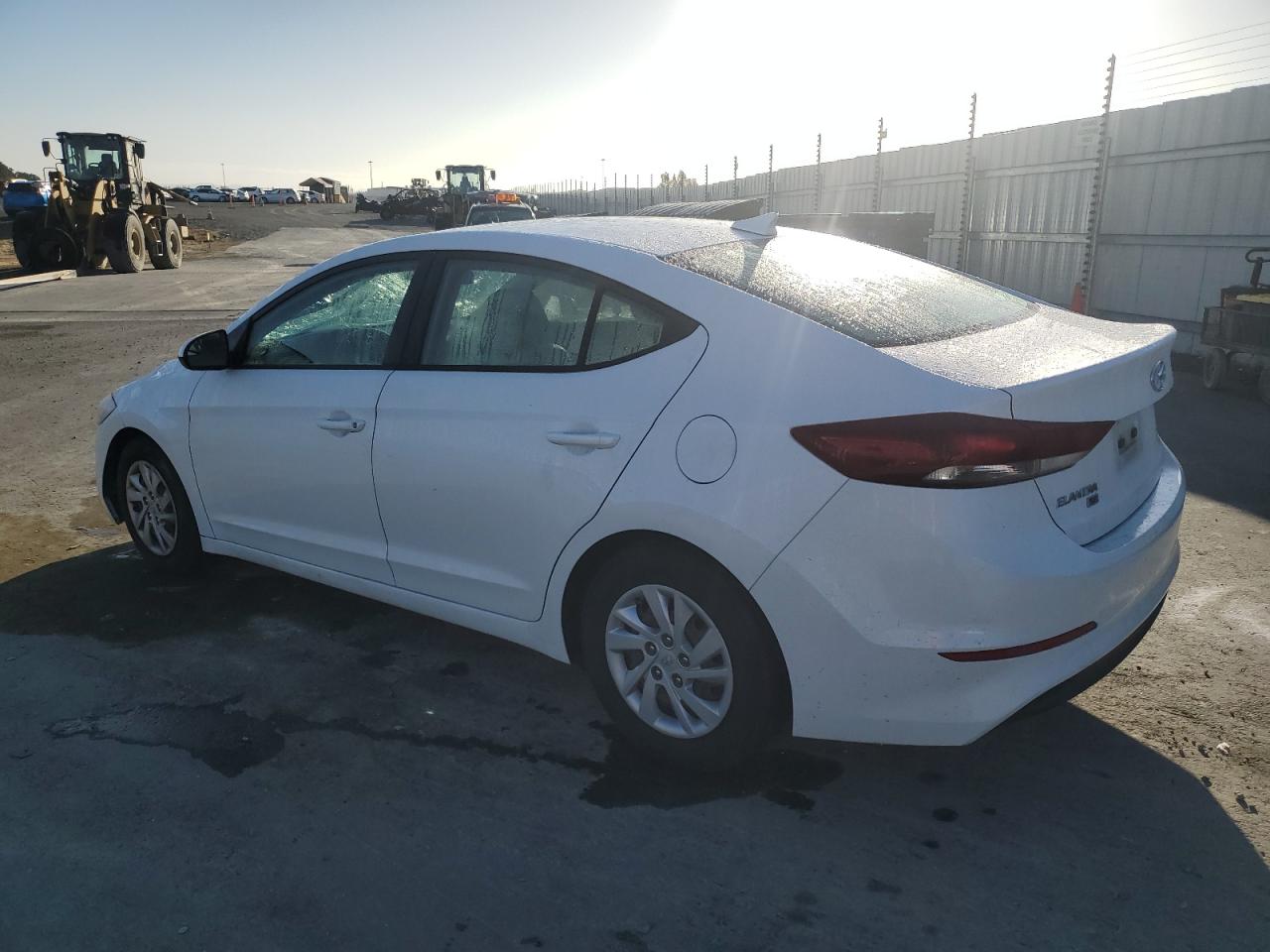Изображение 2 2017 HYUNDAI ELANTRA SE 2017 с VIN 5NPD74LF6HH185920