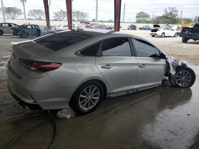 Image 3 of 2018 HYUNDAI SONATA SE 2018 with VIN 5NPE24AF5JH715712