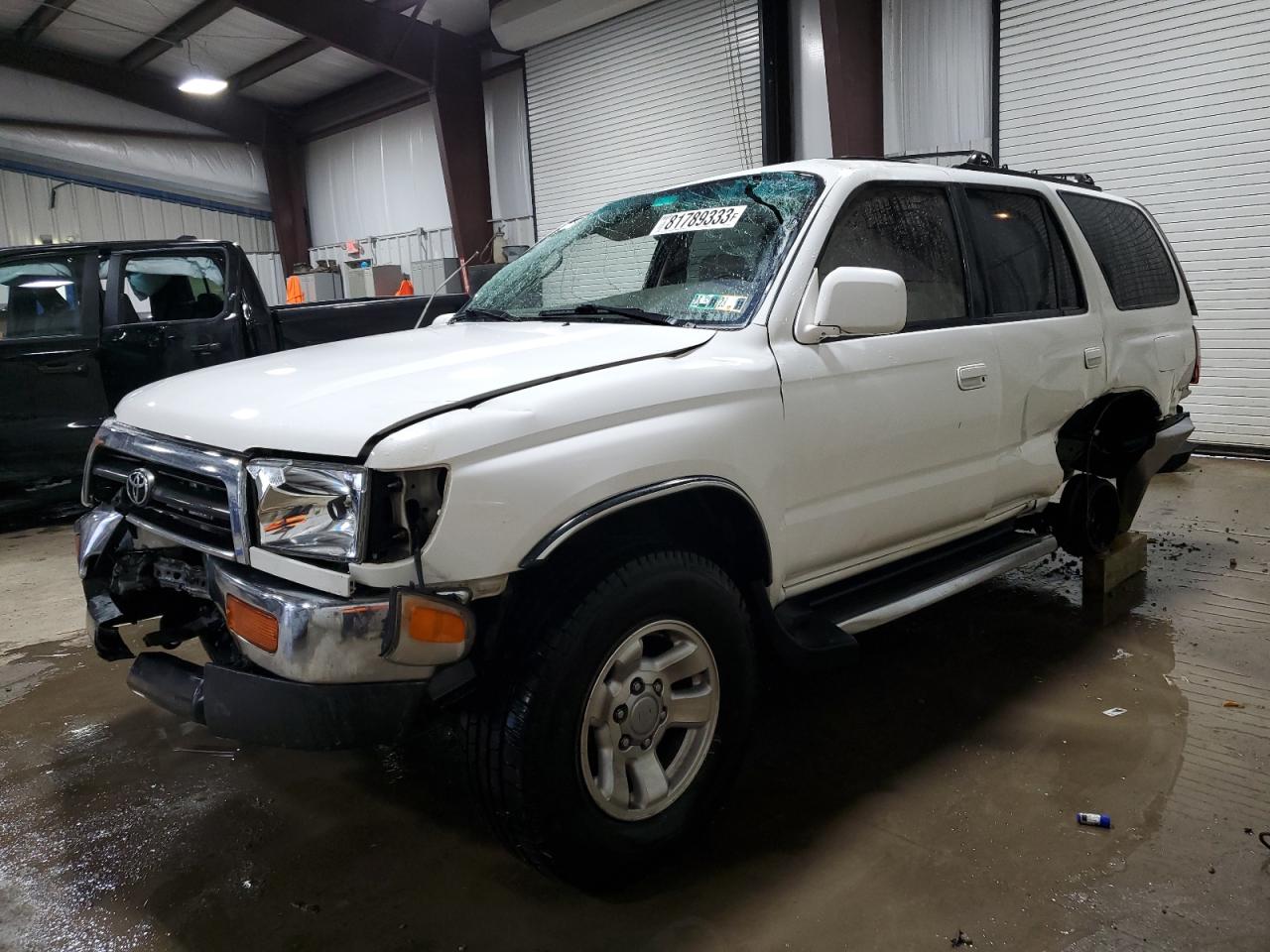 Obraz 1996 TOYOTA 4RUNNER SR5 1996