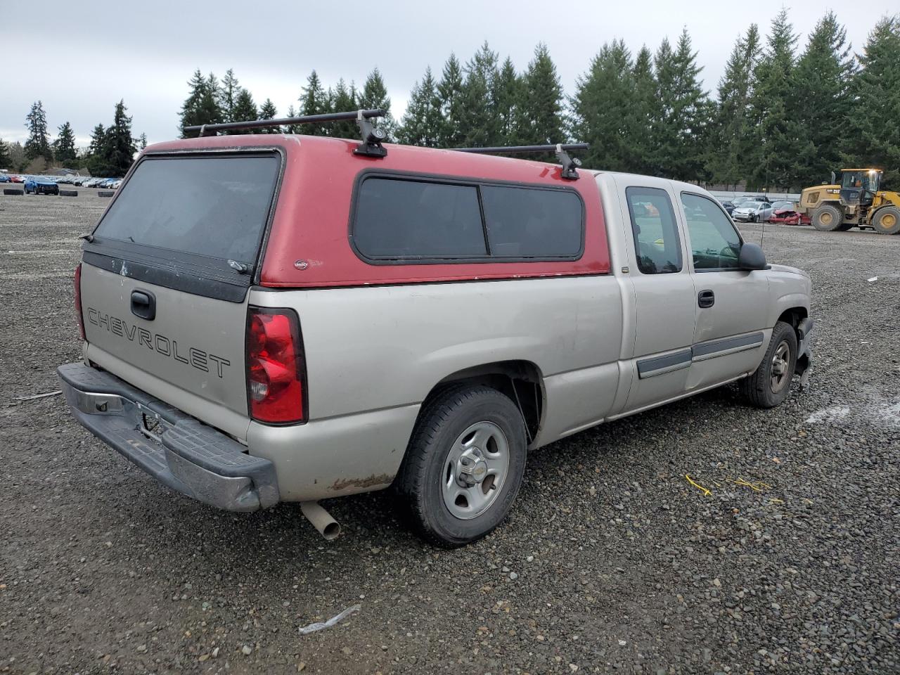 Obraz 3 z 2004 CHEVROLET SILVERADO C1500 2004 z VIN 1GCEC19X64Z320668
