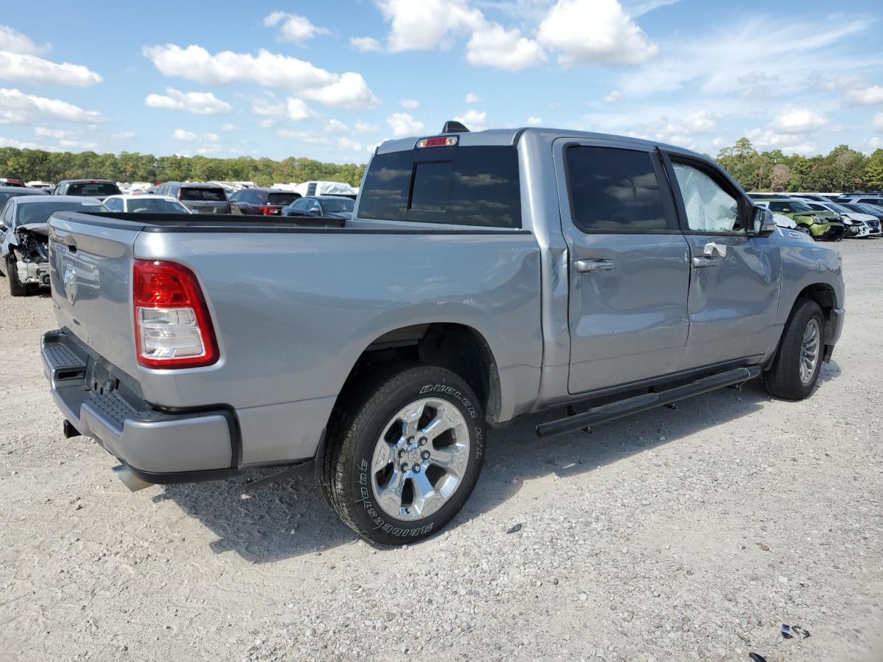Image 3 of Ram 1500 with VIN 1C6RREFT7KN770544