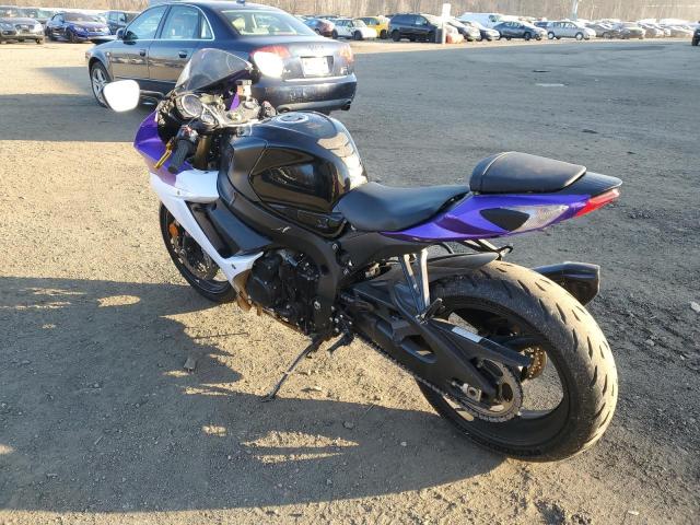 Obraz 3 z 2016 SUZUKI GSX-R750  2016 z VIN JS1GR7MA2G2100688