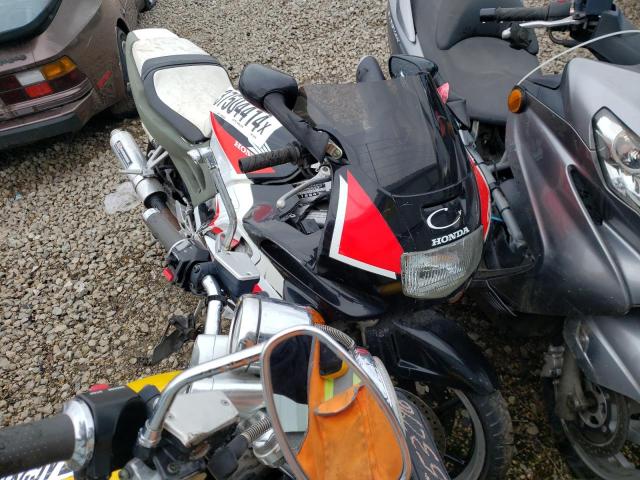 Obraz 1 z 1994 HONDA CBR600 F2 1994 z VIN JH2PC2506RM301525