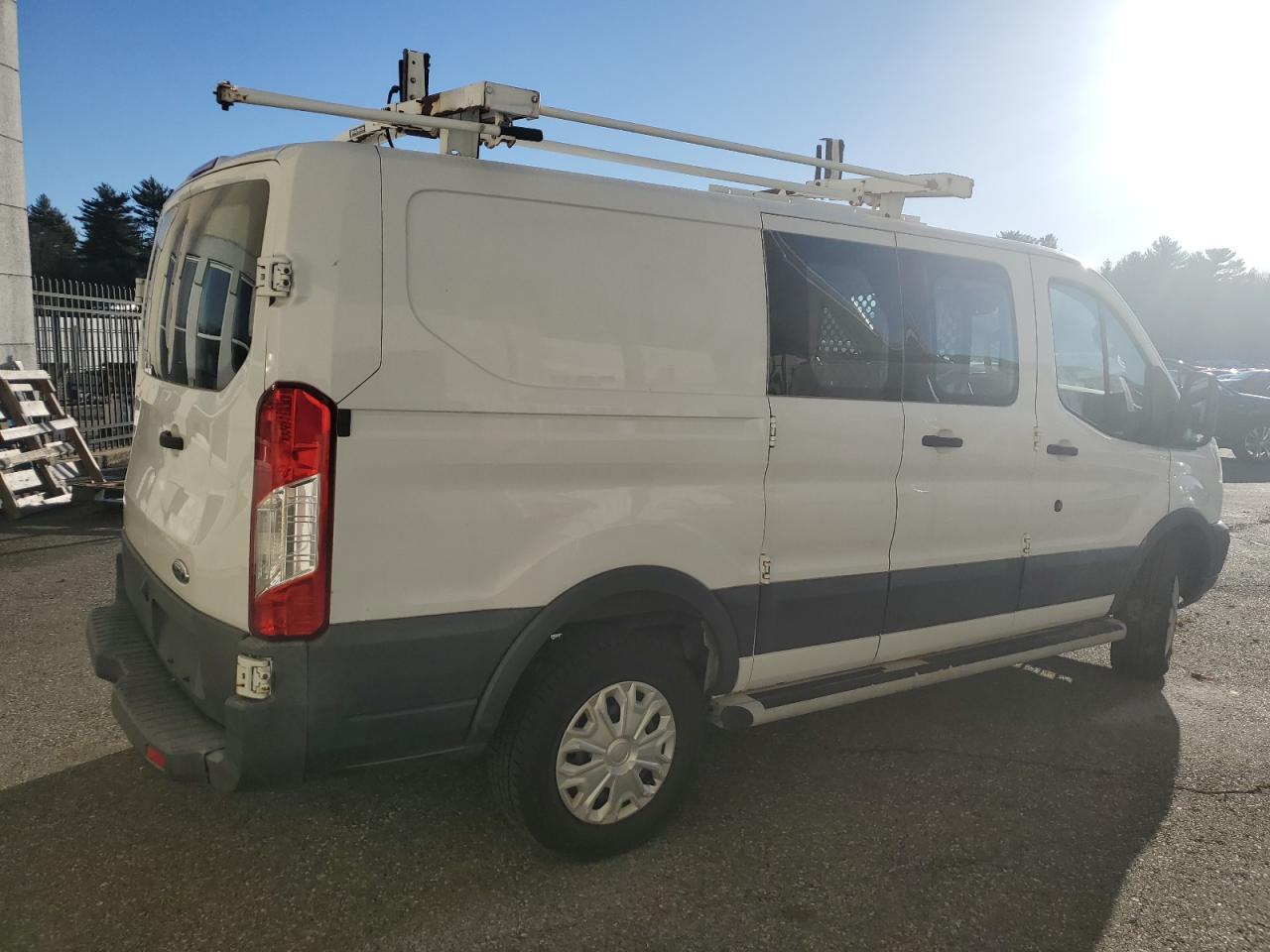 Изображение 3 2016 FORD TRANSIT T-250 2016 с VIN 1FTYR1ZM8GKA47697