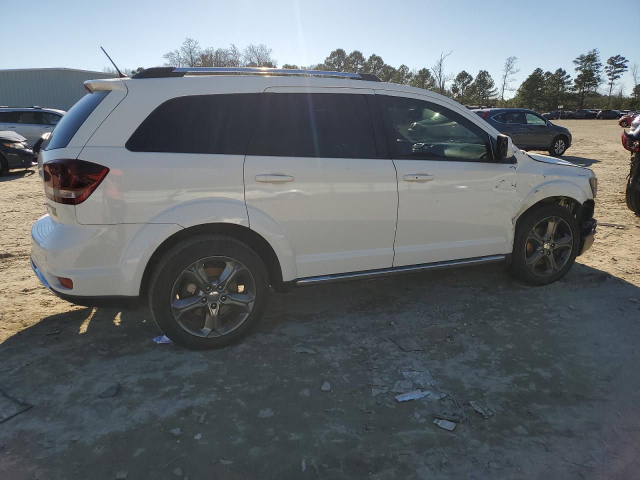 Obraz 3 z 2015 DODGE JOURNEY CROSSROAD 2015 z VIN 3C4PDCGBXFT686524