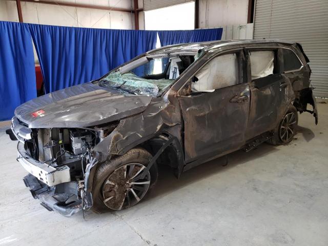 Image 1 of 2018 TOYOTA HIGHLANDER SE 2018 with VIN 5TDJZRFH8JS840005