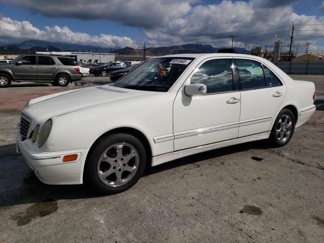 Obraz 1 z 2002 MERCEDES-BENZ E 320 2002 z VIN WDBJF65J62B488951
