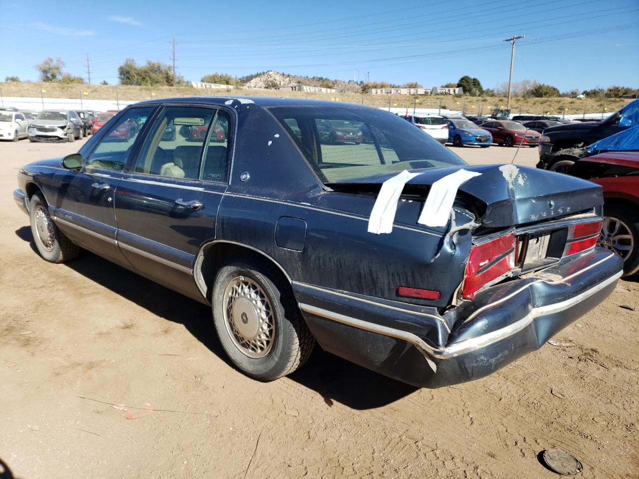 Image 2 of 1995 BUICK PARK AVENUE  1995 with VIN 1G4CW52K0SH626316