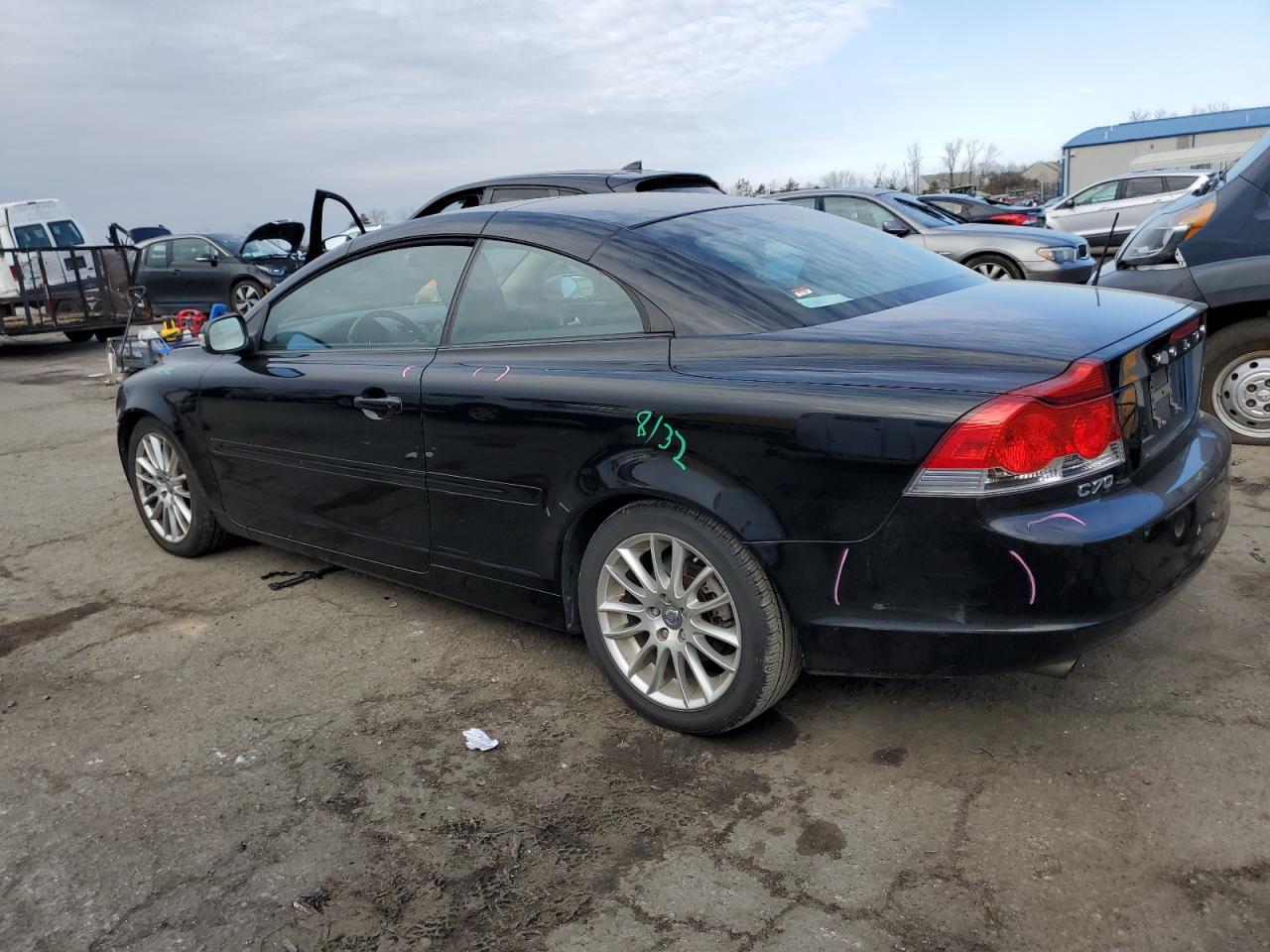 Obraz 2 z 2009 VOLVO C70 T5 2009 z VIN YV1MC67249J070265
