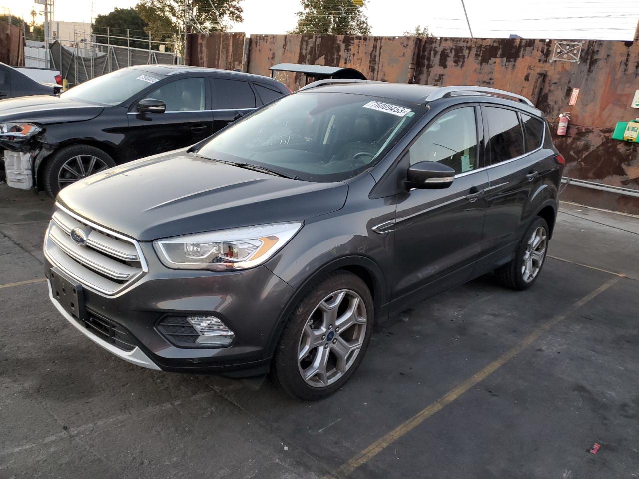 Image 1 of 2019 FORD ESCAPE TITANIUM 2019 with VIN 1FMCU0J99KUB79211