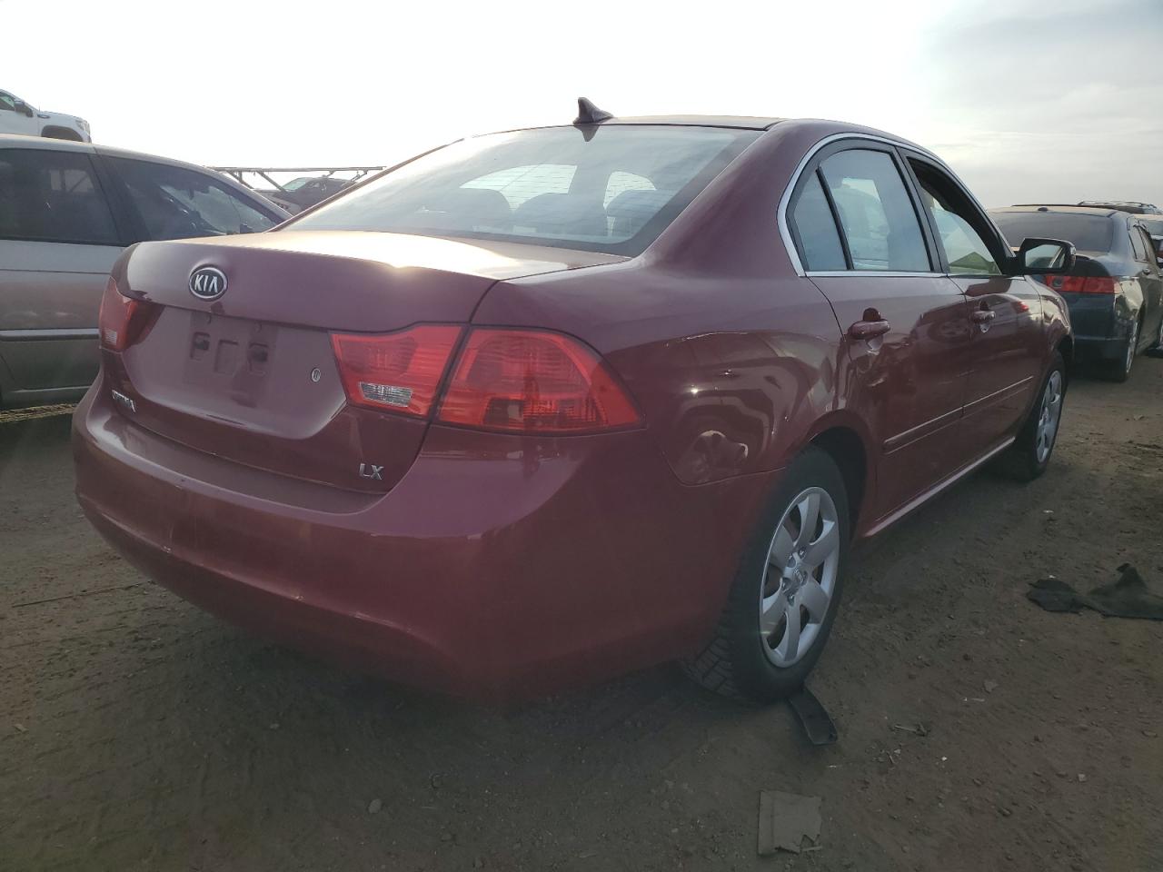 Obraz 3 z 2009 KIA OPTIMA LX 2009 z VIN KNAGE228995295062