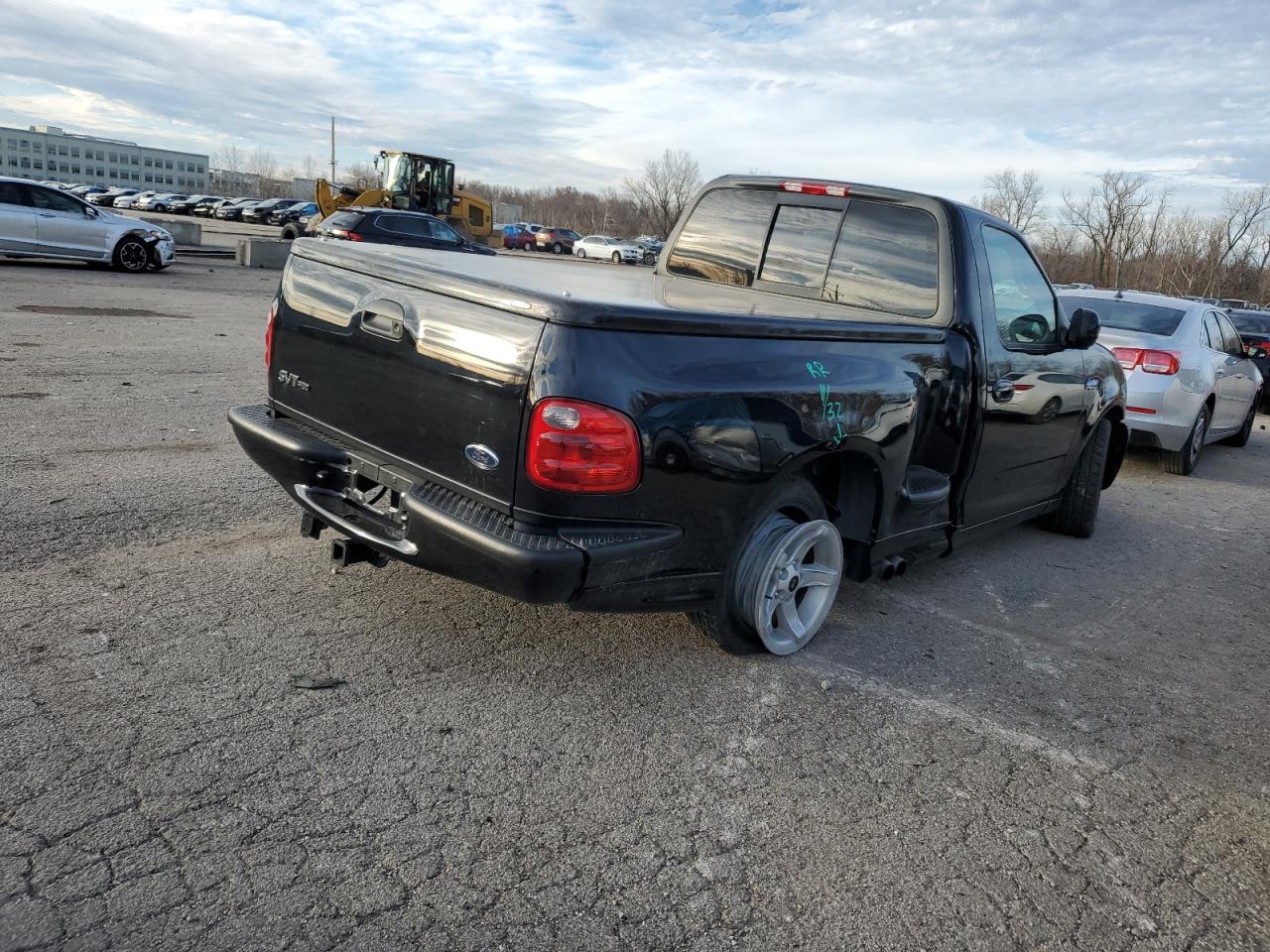 Image 3 of 2000 FORD F150 SVT LIGHTNING 2000 with VIN 2FTZF0731YCA75655