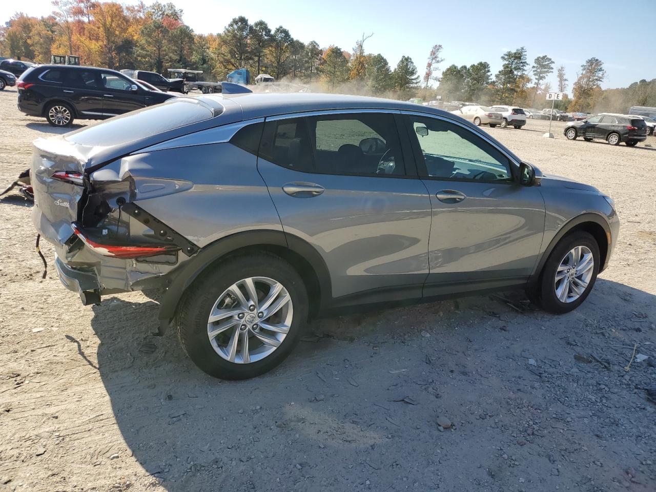 Image 3 of 2024 BUICK ENVISTA PREFERRED 2024 with VIN KL47LAE24RB025257