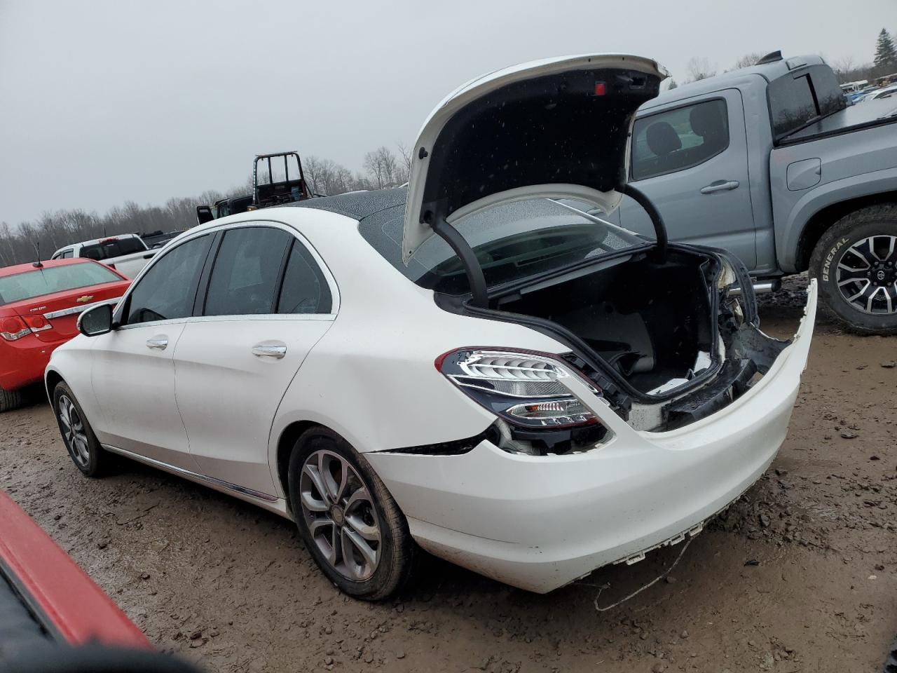 Obraz 2 z 2016 MERCEDES-BENZ C 300 4MATIC 2016 z VIN 55SWF4KB6GU100046