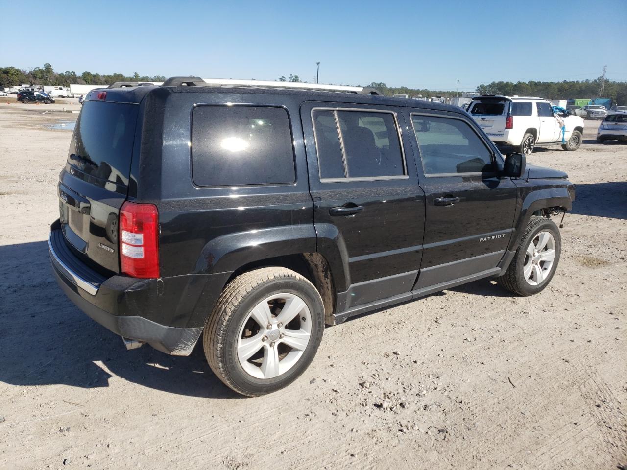 Obraz 3 z 2014 JEEP PATRIOT LIMITED 2014 z VIN 1C4NJPCB1ED660668