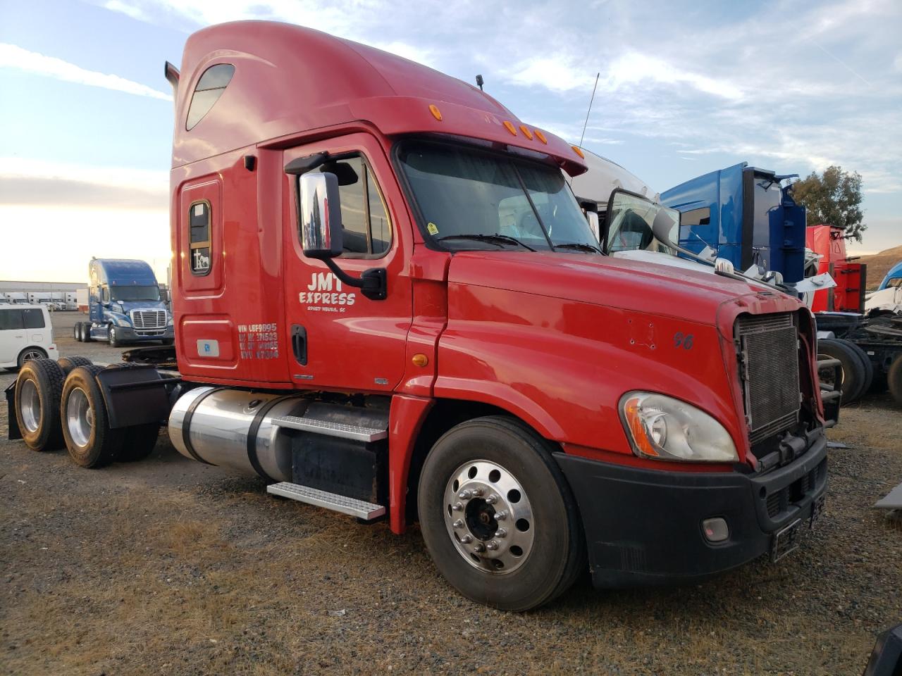 Image 1 of 2012 FREIGHTLINER CASCADIA 125  2012 with VIN 1FUJGLDR0CLBF9895