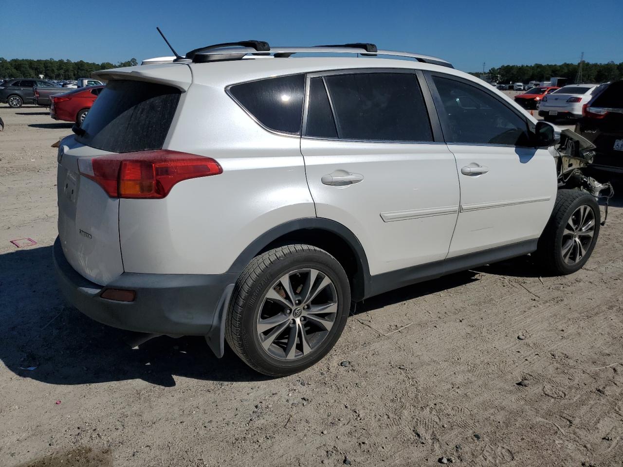 Image 3 of 2015 TOYOTA RAV4 LIMITED 2015 with VIN 2T3YFREV6FW157191