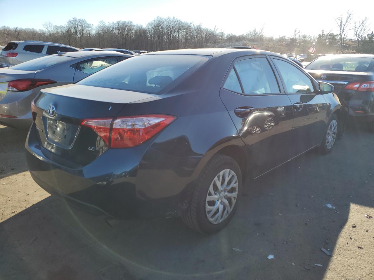 Obraz 3 z 2018 TOYOTA COROLLA L 2018 z VIN 2T1BURHEXJC102608