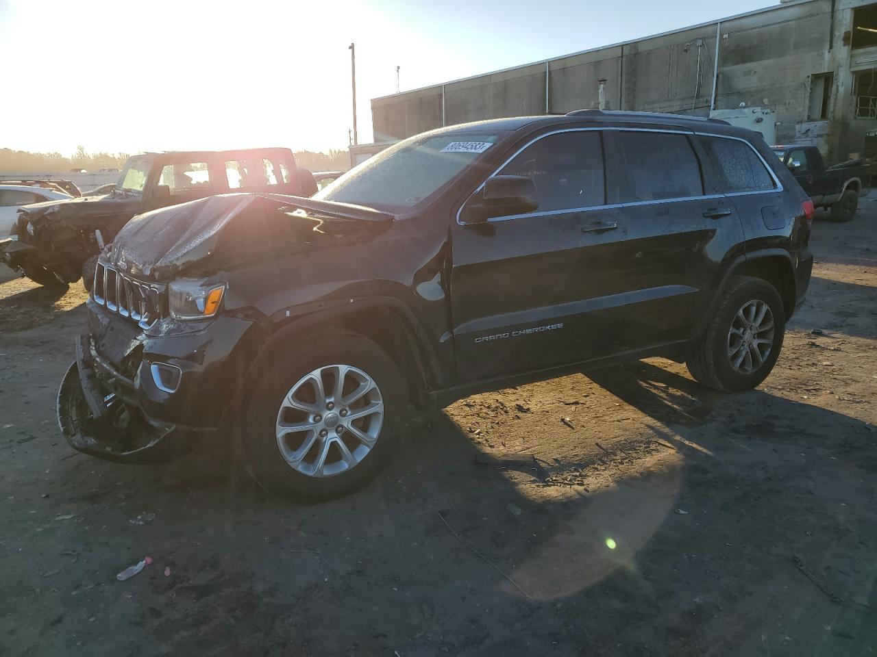 Obraz 1 z 2015 JEEP GRAND CHEROKEE LAREDO 2015 z VIN 1C4RJFAG4FC214712