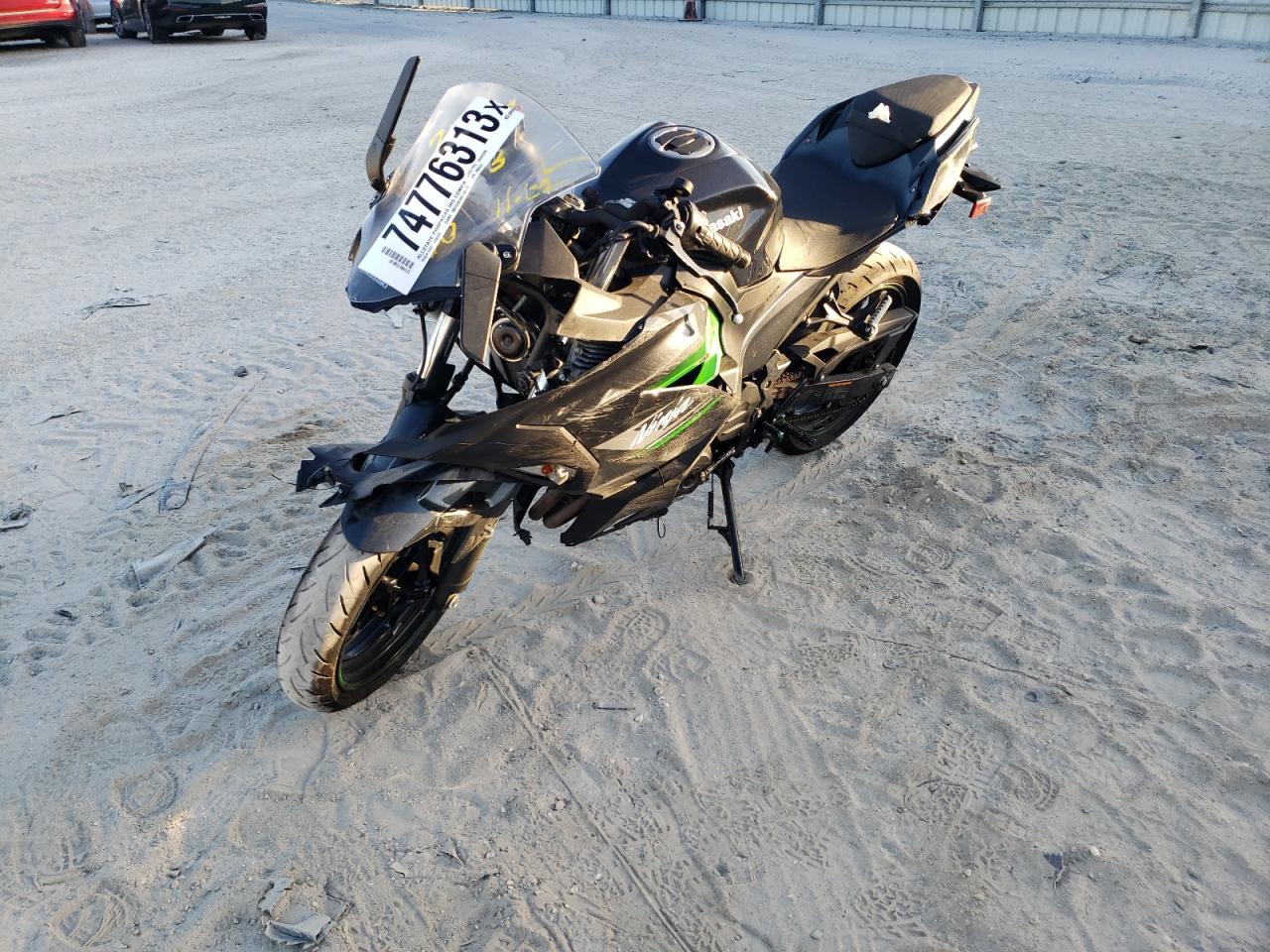 Obraz 2 z 2023 KAWASAKI EX400  2023 z VIN JKAEXKH16PDAN8026