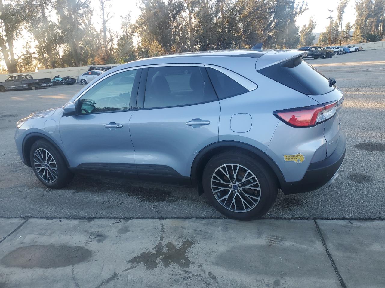 Image 2 of 2022 FORD ESCAPE SEL 2022 with VIN 1FMCU0KZXNUA92551