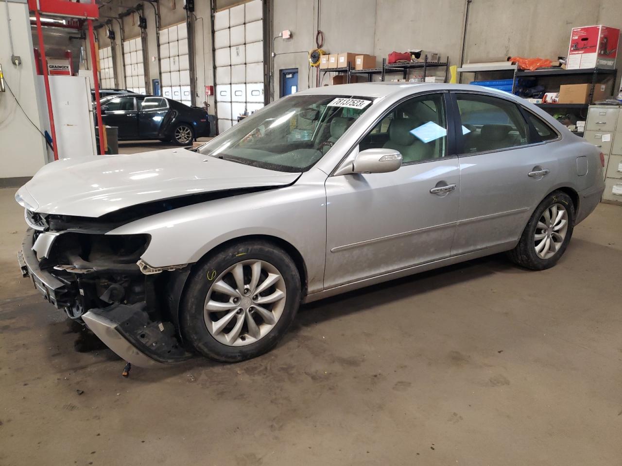 Obraz 1 z 2008 HYUNDAI AZERA SE 2008 z VIN KMHFC46F38A296430