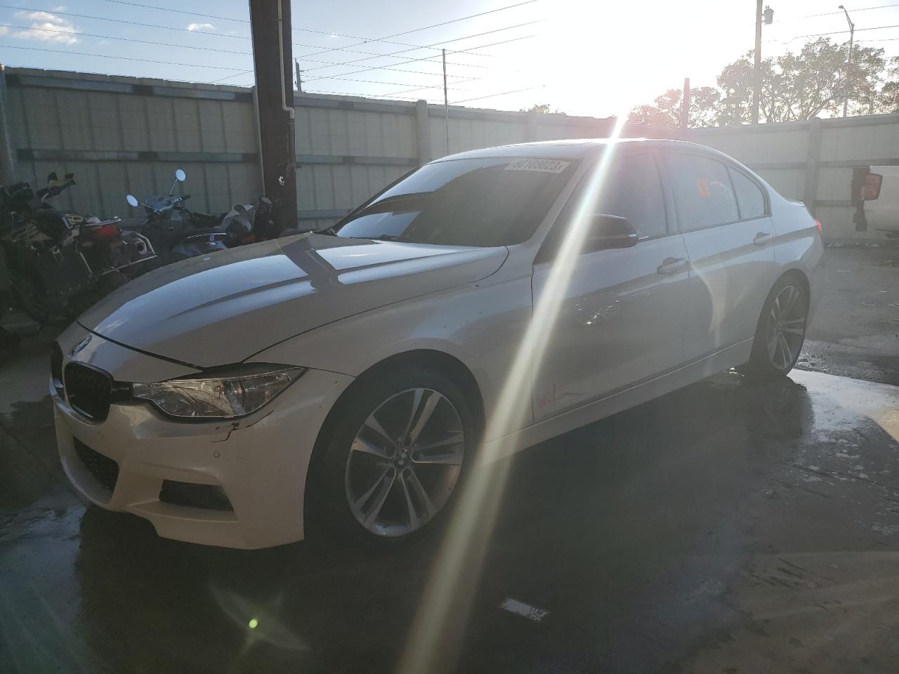 Obraz 1 z 2014 BMW 328 I 2014 z VIN WBA3A5G56ENP32715