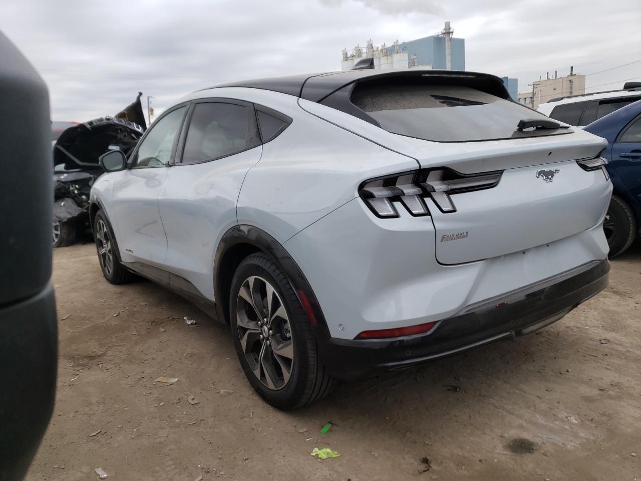 Image 2 of 2023 FORD MUSTANG MACH-E PREMIUM 2023 with VIN 3FMTK3SS5PMA18598