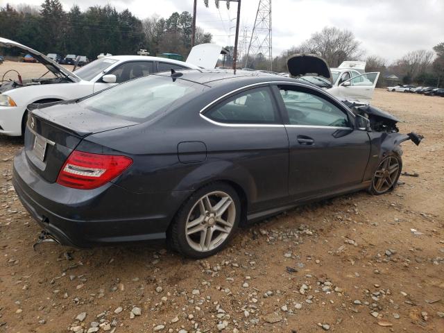 Obraz 3 z 2012 MERCEDES-BENZ C 350 2012 z VIN WDDGJ5HB0CF749550