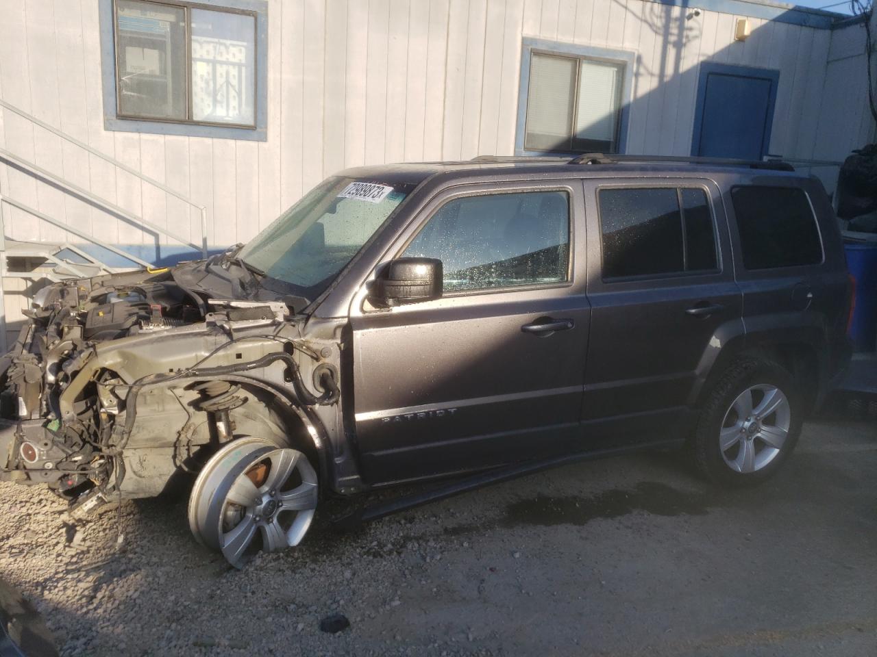 Изображение 1 2016 JEEP PATRIOT LATITUDE 2016 с VIN 1C4NJRFB3GD645776