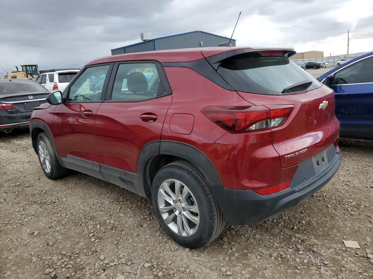 Изображение 2 2021 CHEVROLET TRAILBLAZER LS 2021 с VIN KL79MMS2XMB112734