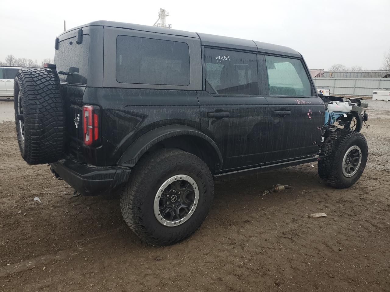 Image 3 of 2023 FORD BRONCO BASE 2023 with VIN 1FMEE5DP5PLA84834