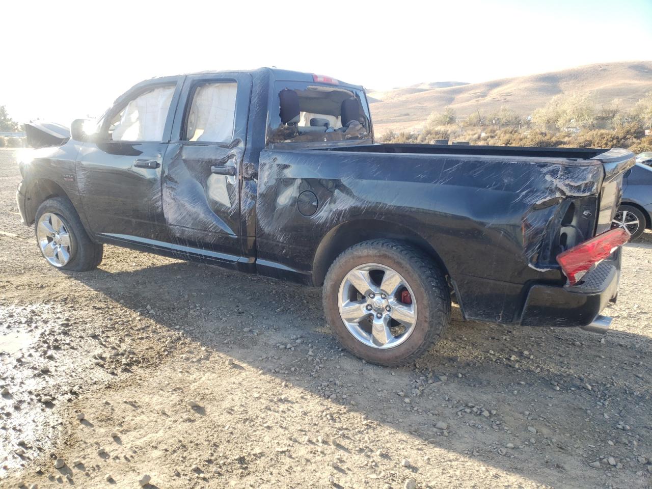 Image 2 of 2015 RAM 1500 ST 2015 with VIN 1C6RR7FTXFS689279
