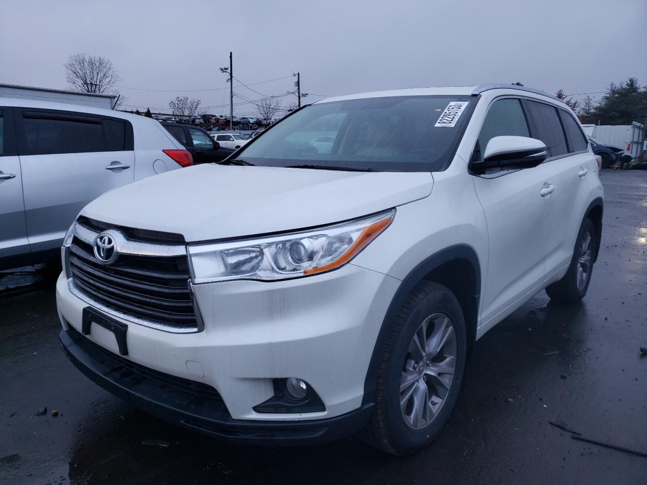 Изображение 1 2014 TOYOTA HIGHLANDER XLE 2014 с VIN 5TDJKRFHXES071467