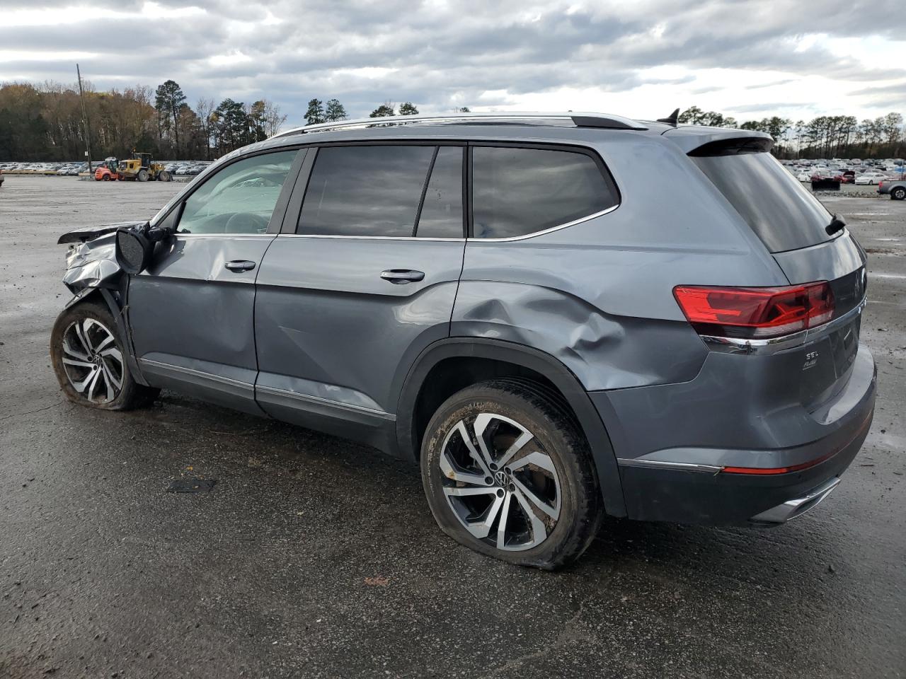 Image 2 of 2023 VOLKSWAGEN ATLAS SEL 2023 with VIN 1V2BP2CA2PC516808