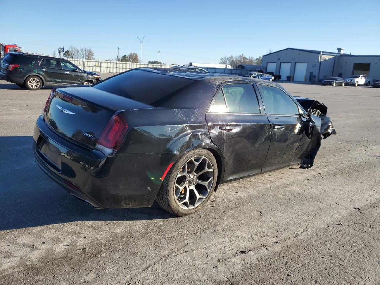 Изображение 3 2017 CHRYSLER 300 S 2017 с VIN 2C3CCABG6HH662567