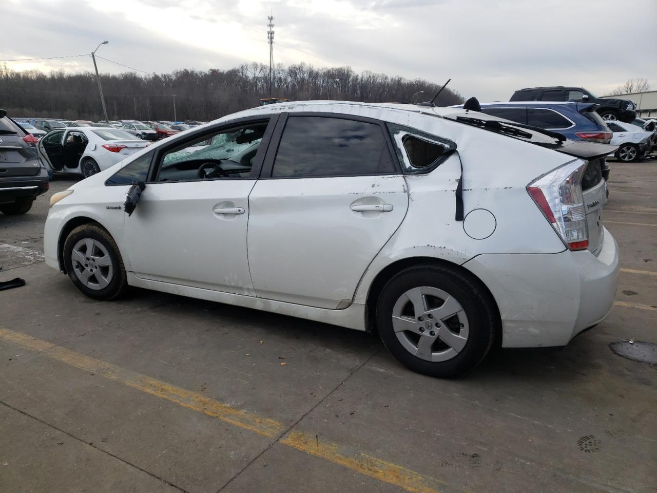 Obraz 2 z 2011 TOYOTA PRIUS  2011 z VIN JTDKN3DU1B5369612