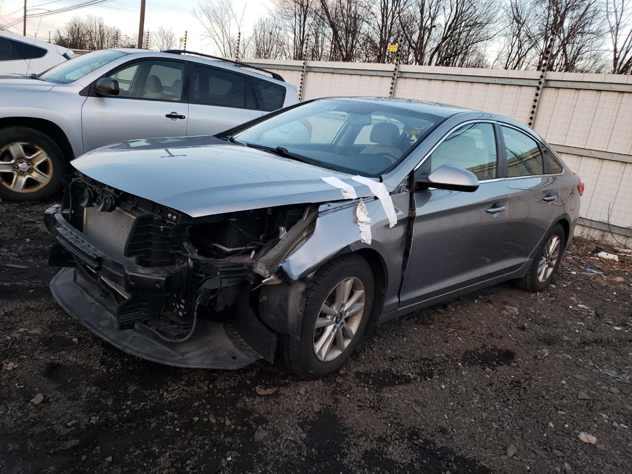Image 1 of 2016 HYUNDAI SONATA SE 2016 with VIN 5NPE24AF8GH303373