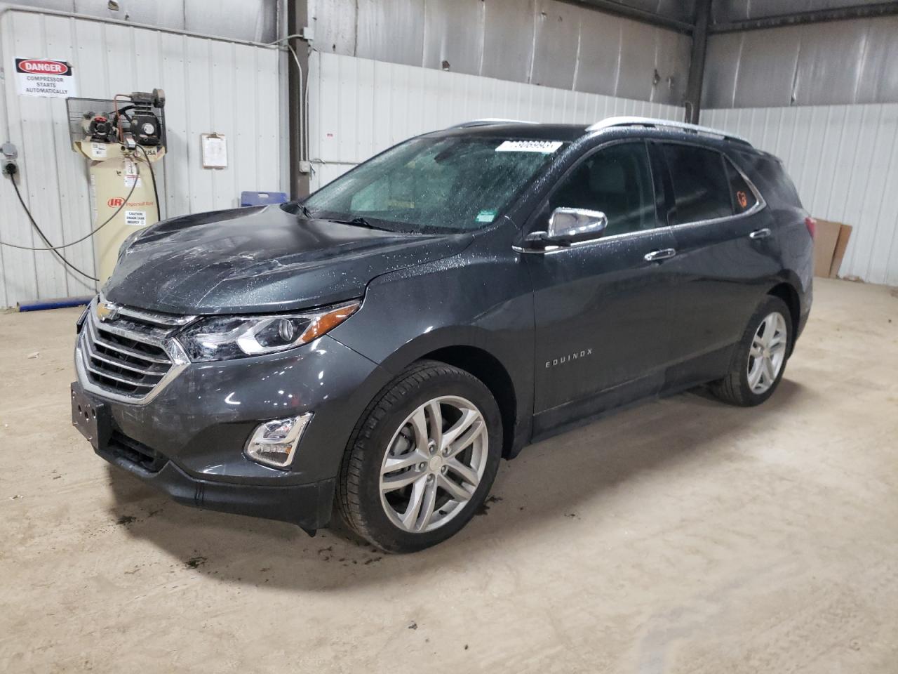 Image 1 of 2018 CHEVROLET EQUINOX PREMIER 2018 with VIN 3GNAXWEX4JL331605